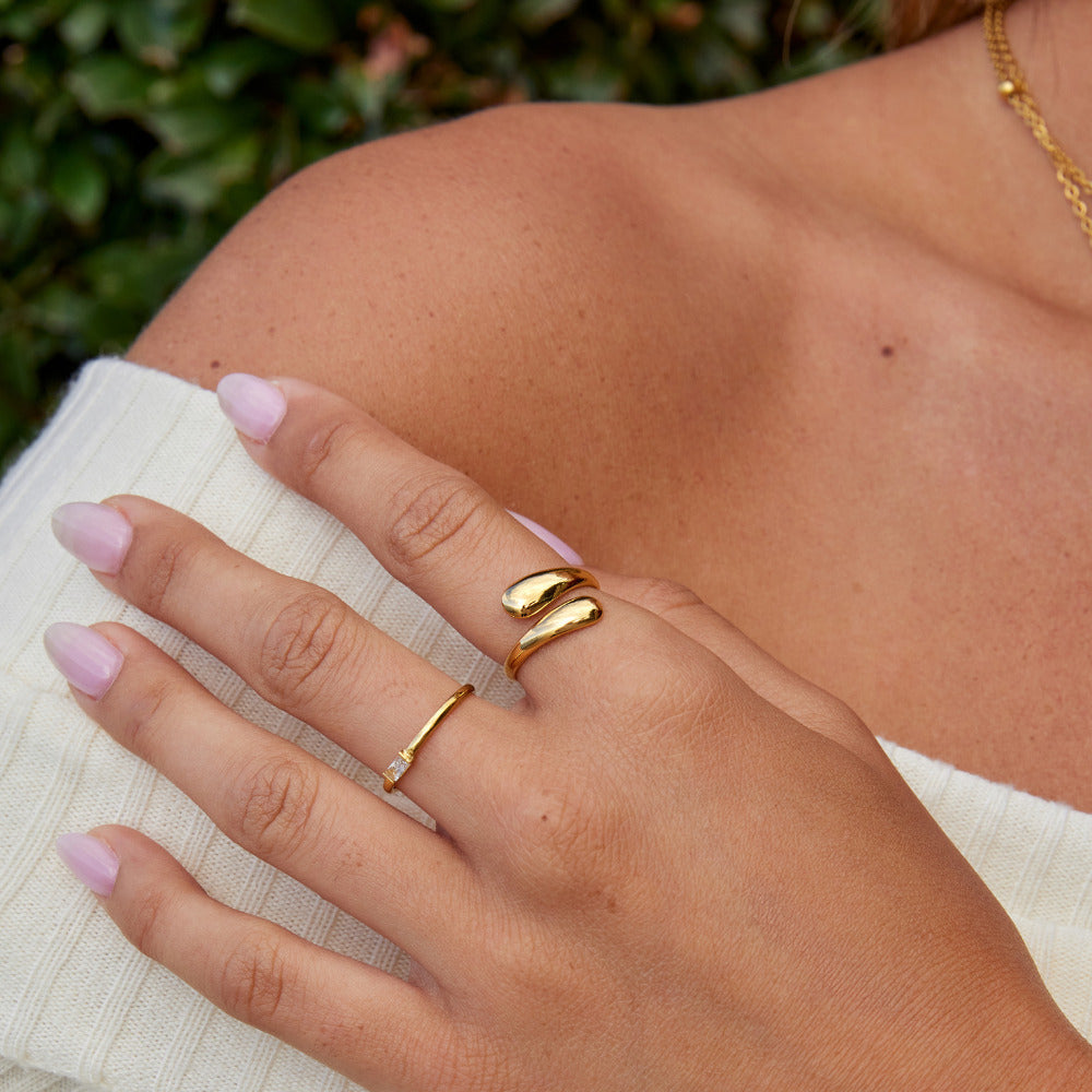 Raven Gold Wrap Ring