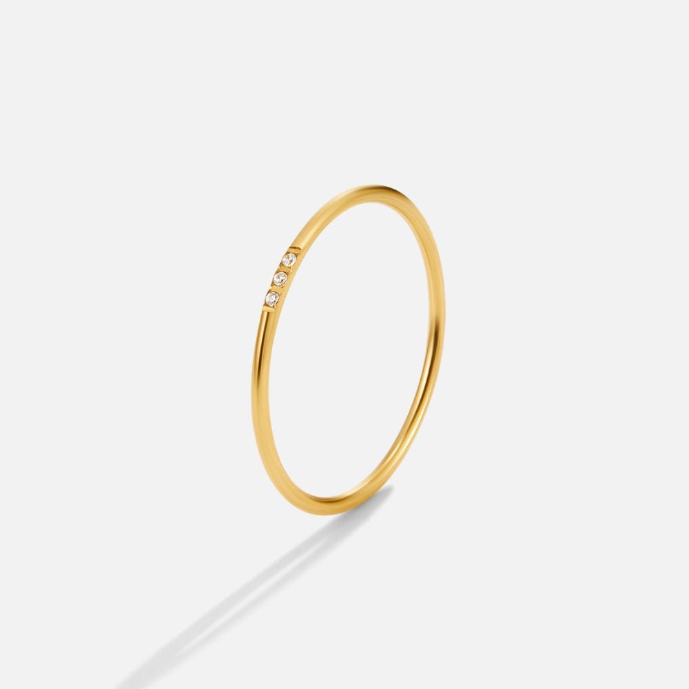 Eula Gold & Crystal Band Ring