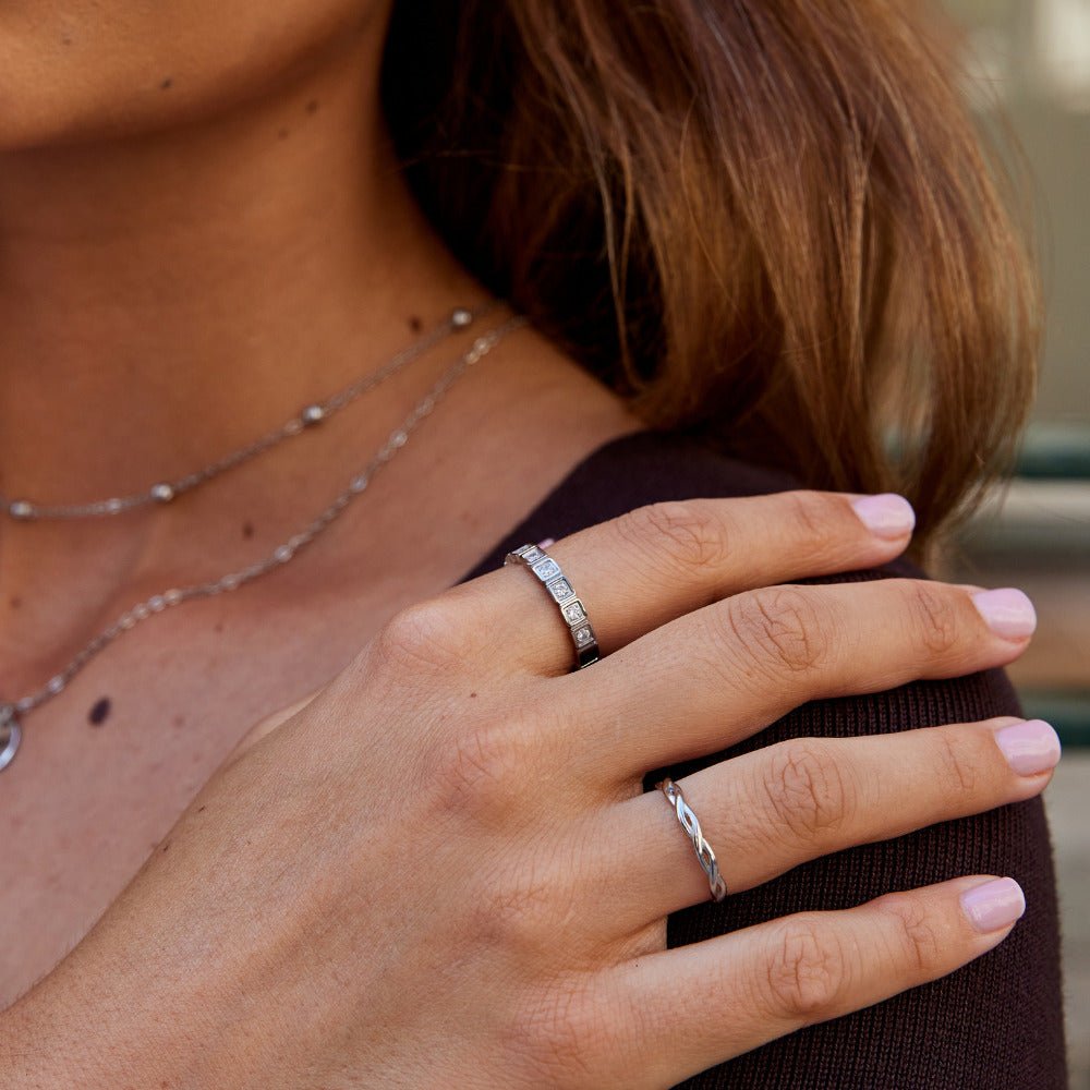 Hera Silver Crystal Ring