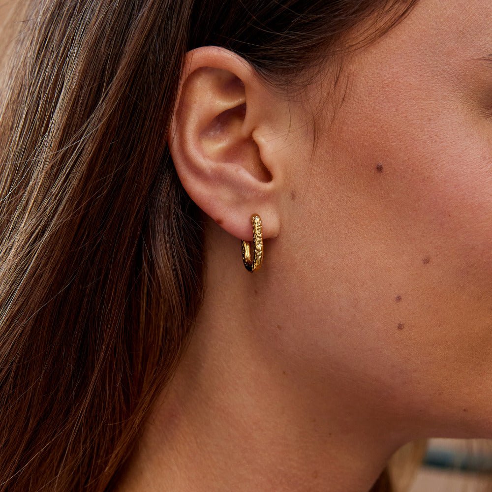 Olivia Classic Hoop Earrings