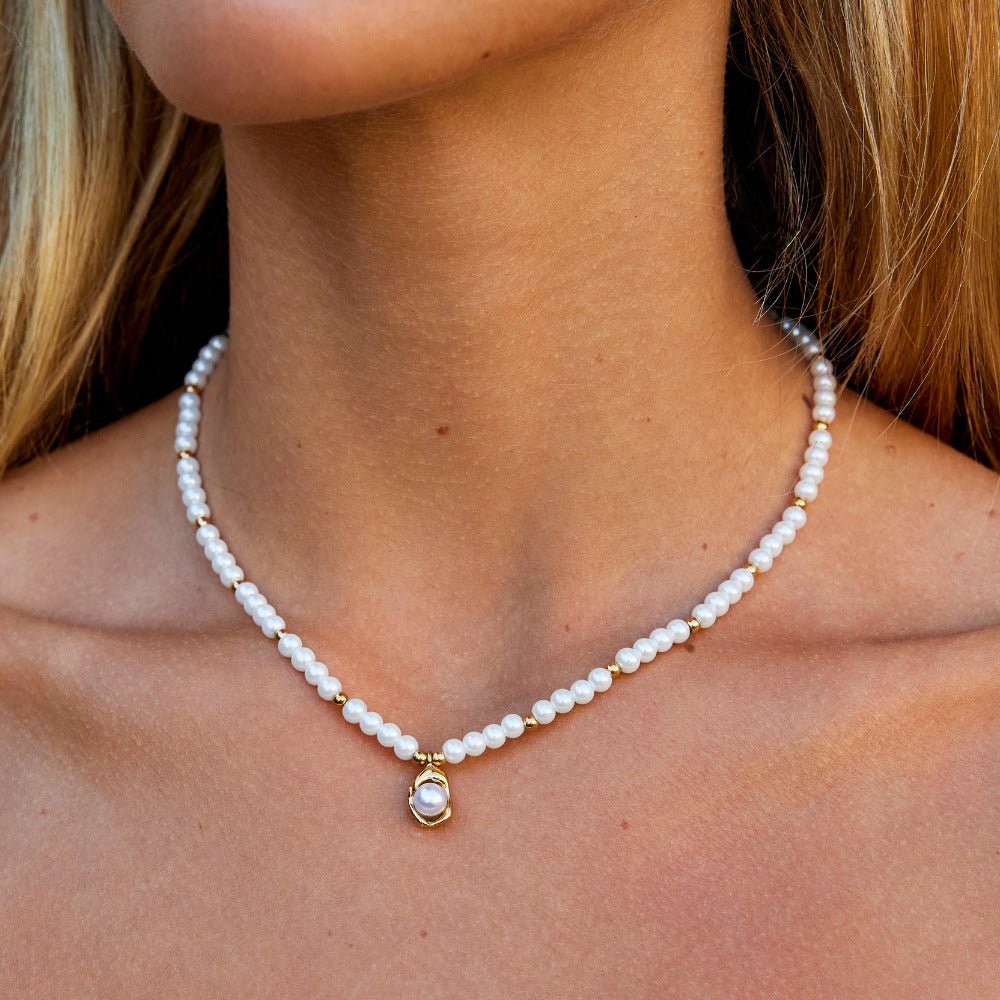 Vintage Golden Pearl Necklace