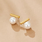 Yuna Pearl Stud Earrings